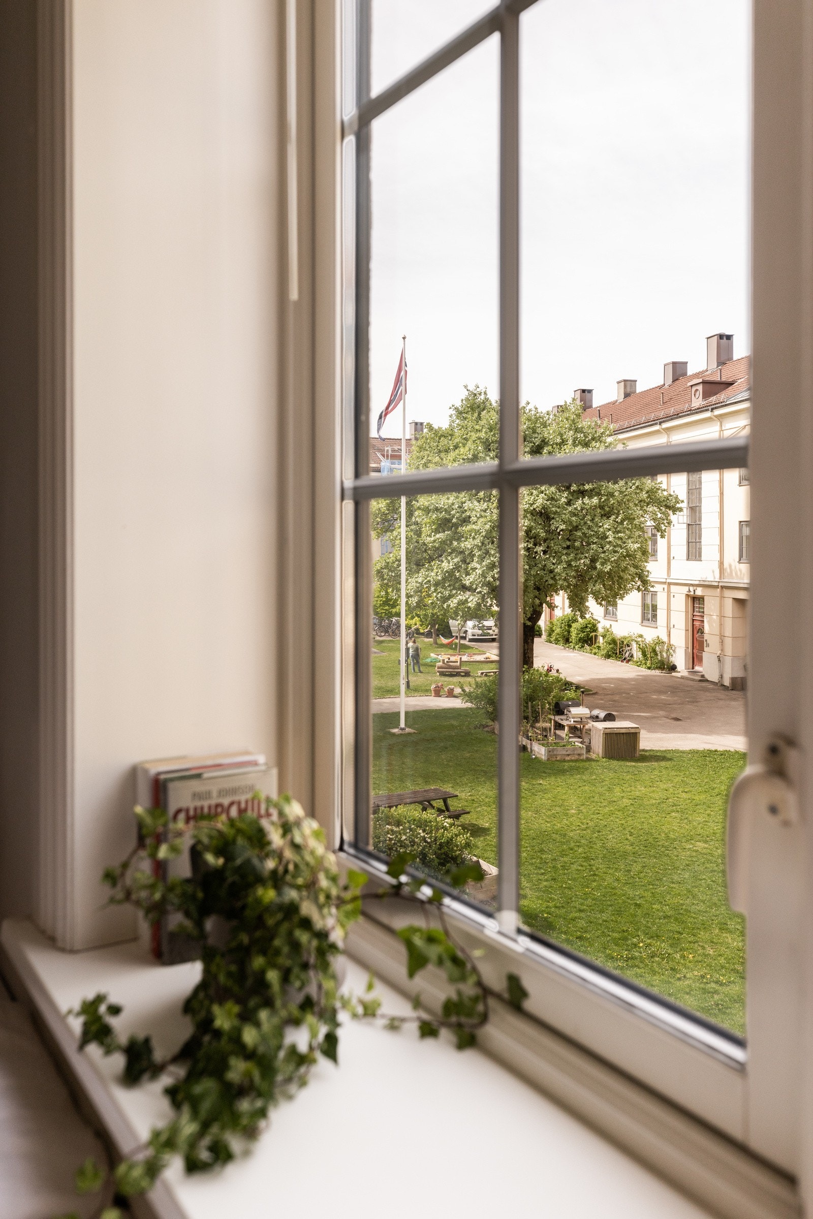 Herlig utsikt fra soverommet. Galleribilde