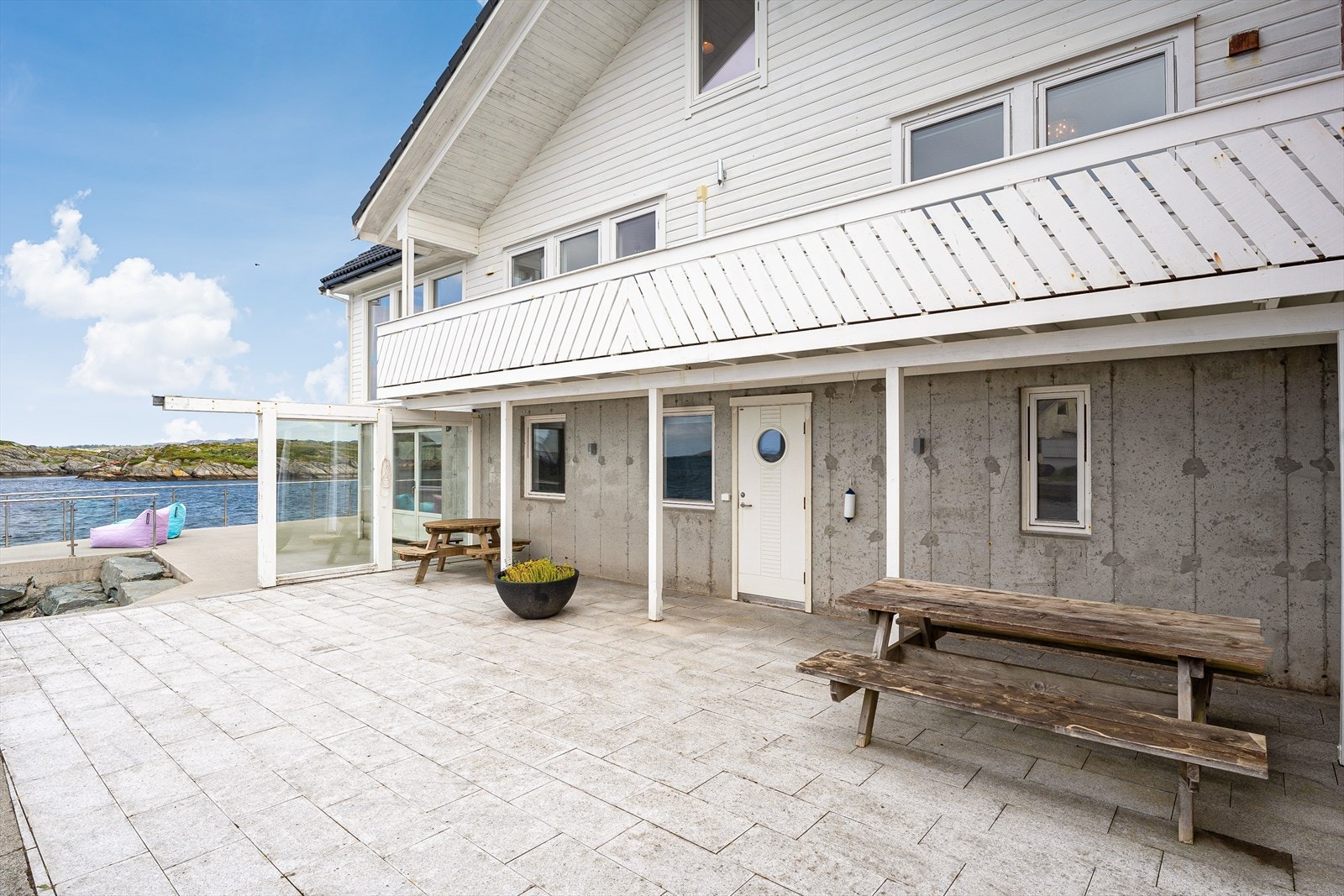 Her ligger alt til rette for å kunne nyte flotte sommerdager sammen med venner og familie Galleribilde