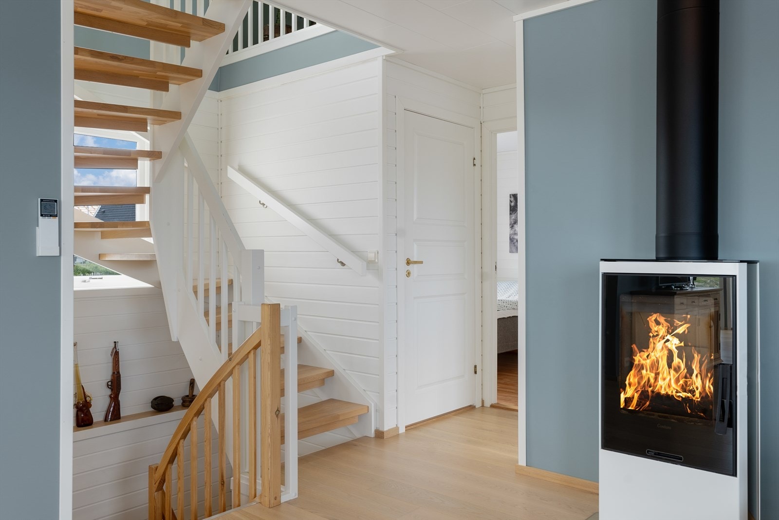 Det ble satt inn trapp fra hovedetasje til loft i 2016 Galleribilde