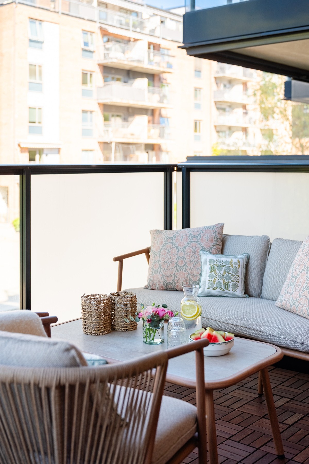 Her er alt lagt til rette for å nyte varme sommerdager og sene sommerkvelder i hyggelige lag. Galleribilde