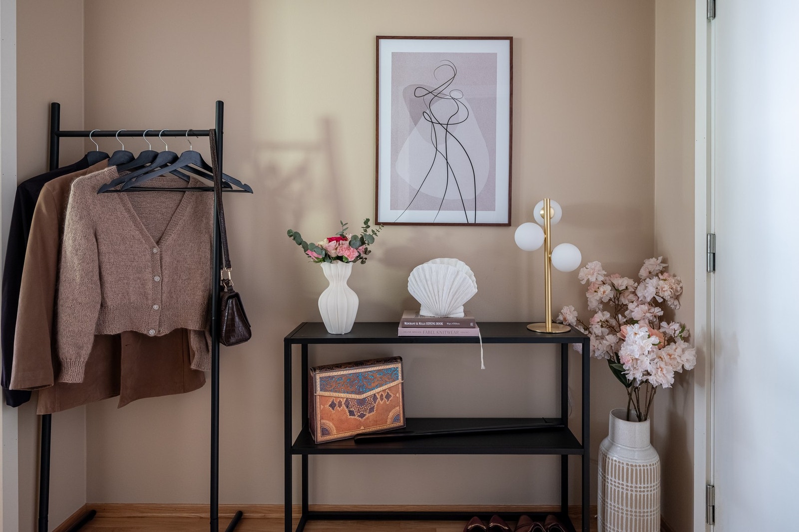 Av ekstern lagring er det en bod i underetasjen på 5 kvm. Galleribilde