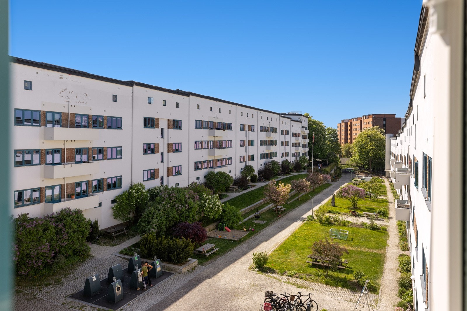 - Stort og flott gårdsrom - Galleribilde