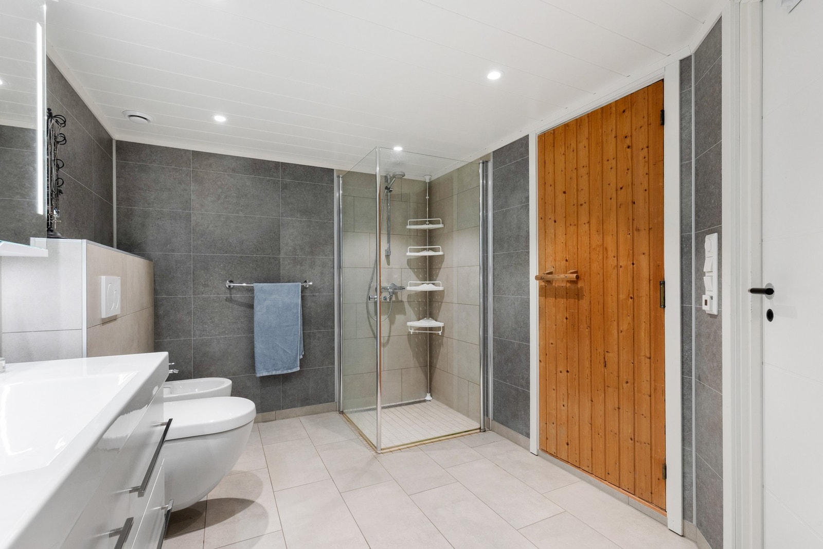 Baderommet holder et tidløst preg Galleribilde