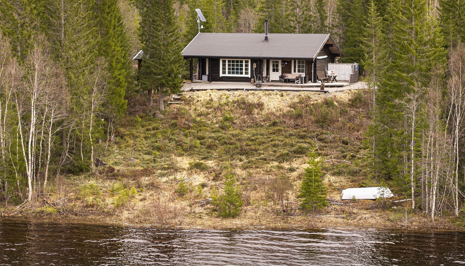 Hytta for deg som ønsker å kombinere avslapning og samtidig ha mulighet til å nyte naturopplevelser, rett utenfor hyttedøra! Galleribilde
