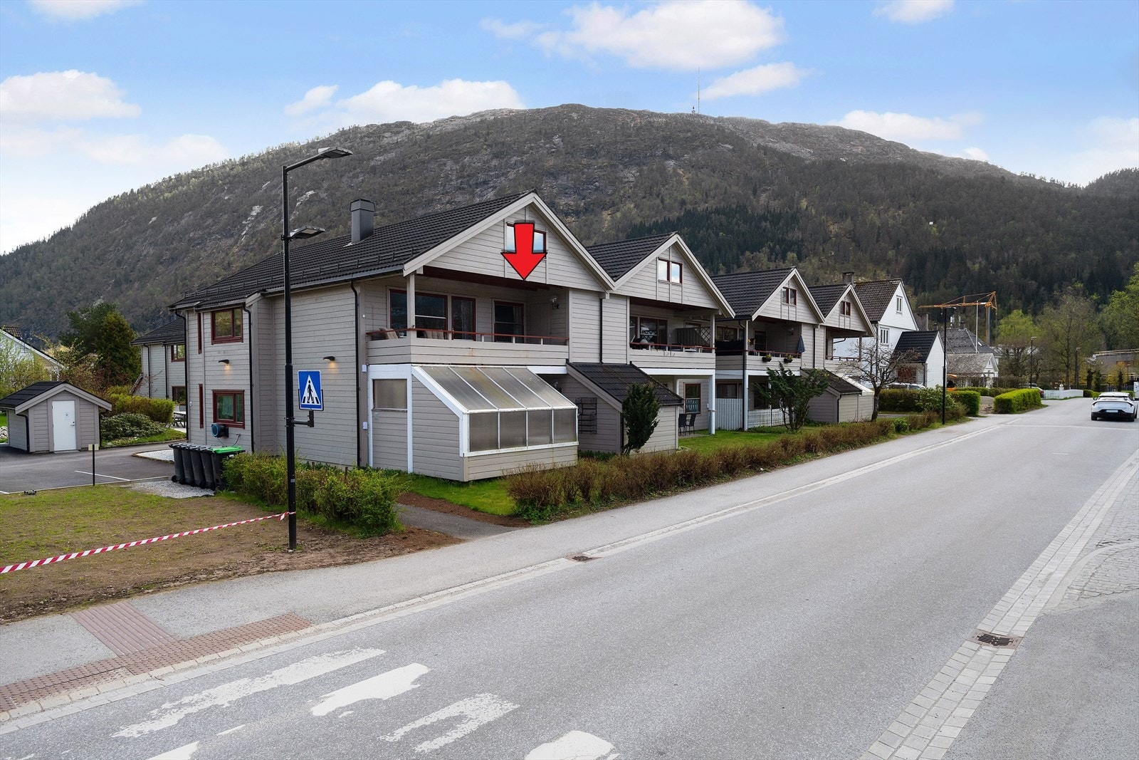 Velkommen til Elstervegen 2A - Presentert av Eiendomsmegler Norge v/ Tore Berqvam Galleribilde