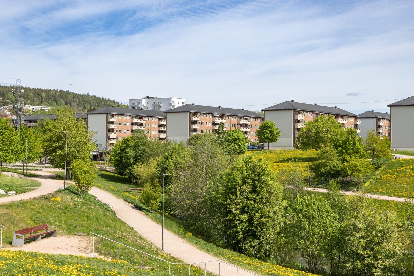 Eiendommen ligger i et attraktivt, rolig og barnevennlig boligområde. Galleribilde