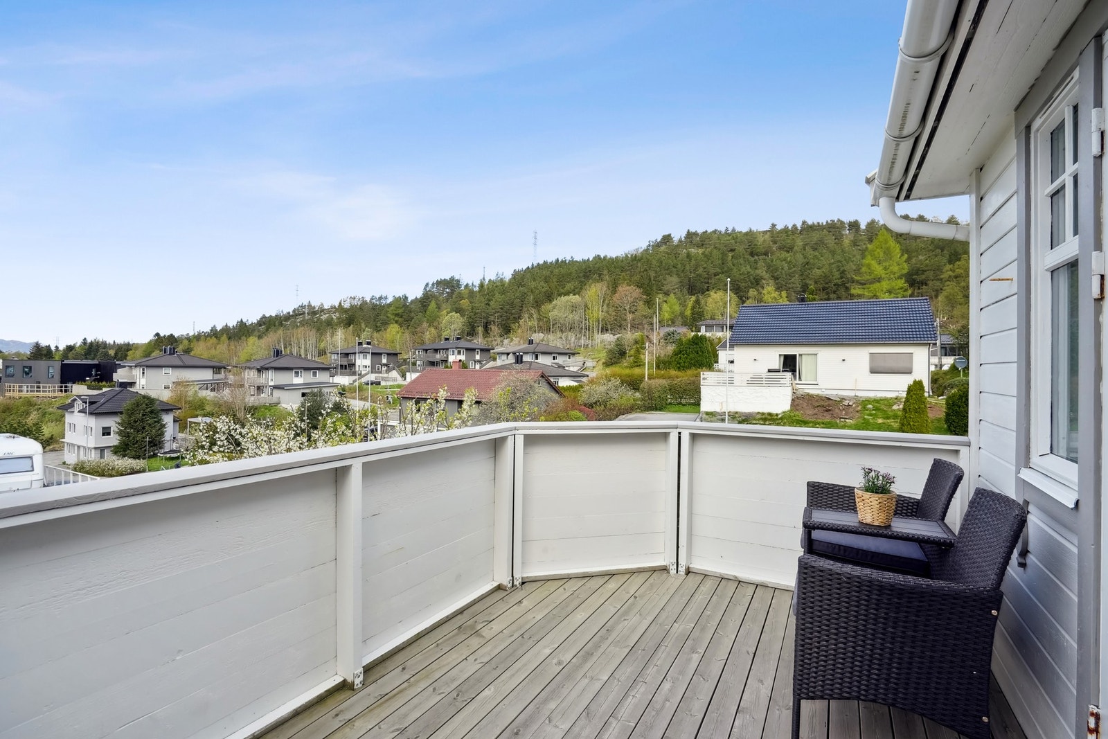 Balkongen har et areal på ca. 7 kvm. Galleribilde