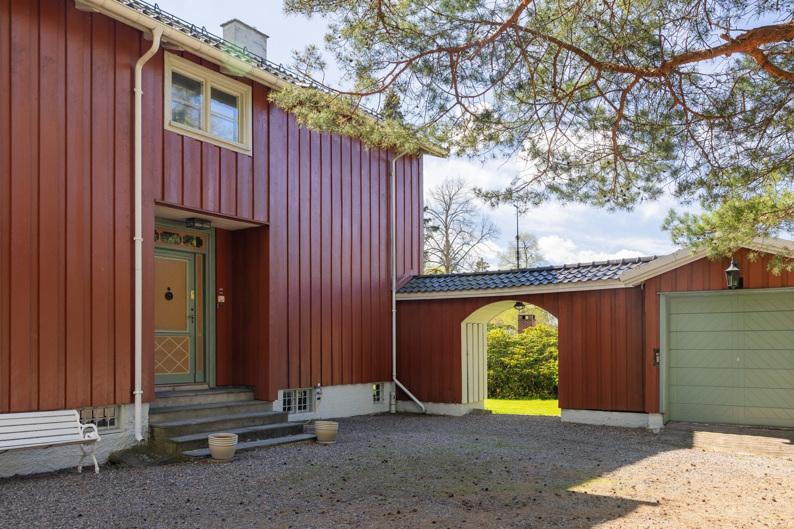 Arneberg var kjent for å kombinere estetikk med funksjonalitet på en elegant måte. Galleribilde