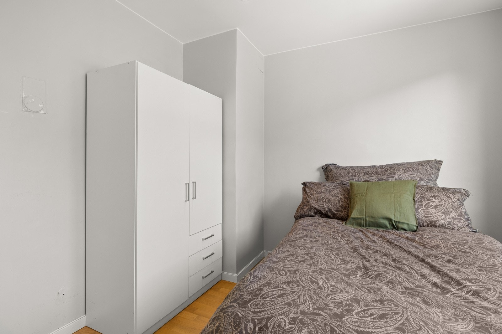 Soverom nr. 1. Galleribilde