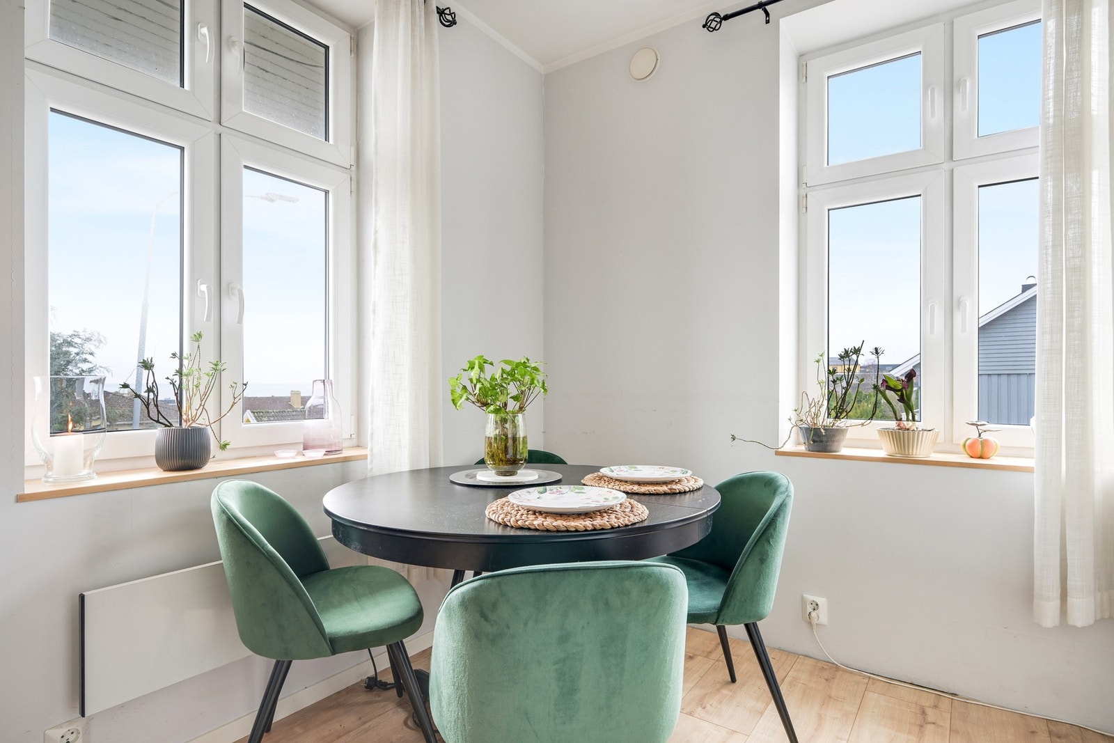 Velkommen til bords i Wisbechsgate 1 A Galleribilde