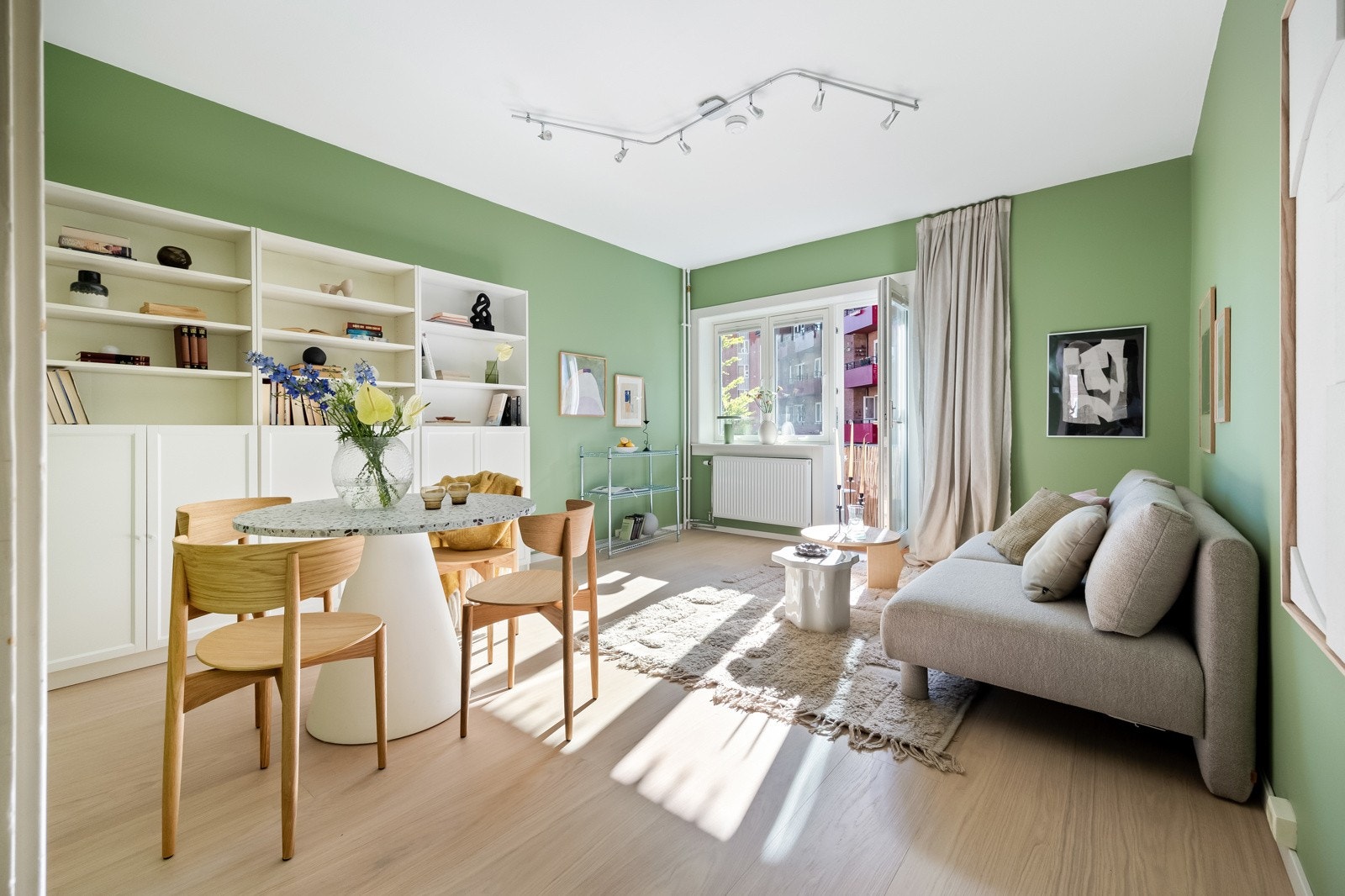 Attraktiv 2-roms andelsleilighet i byggets 2. etasje Galleribilde