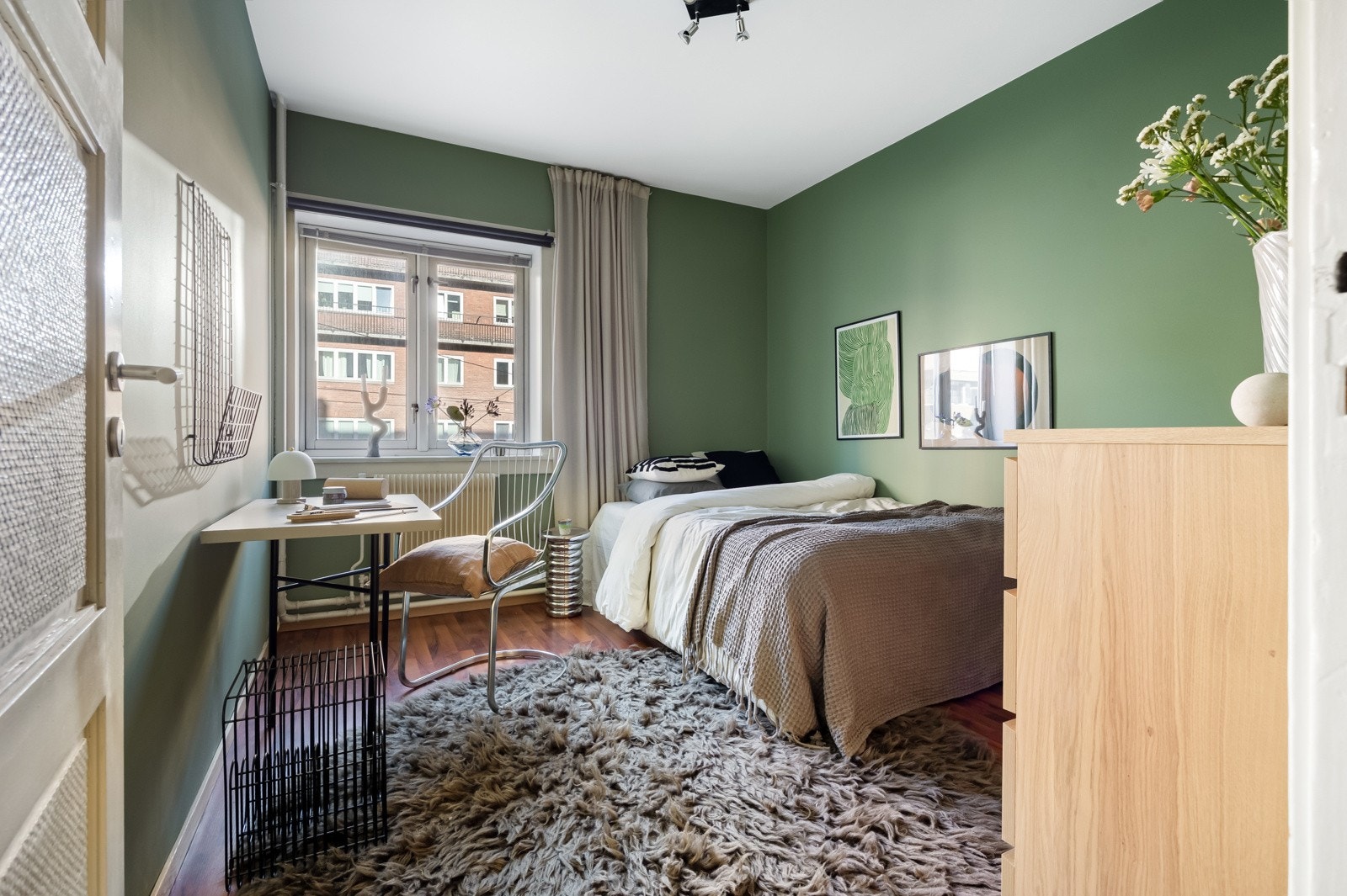 Soverom av generøs størrelse Galleribilde