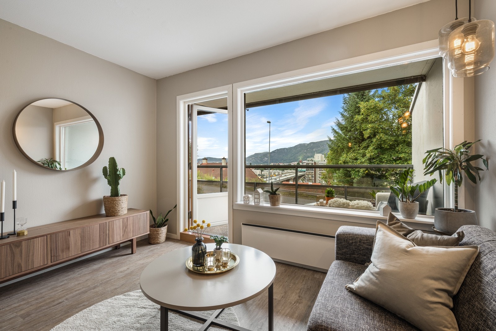 Lekker og romslig 2-roms leilighet med god beliggenhet i attraktivt område like utenfor sentrum Galleribilde