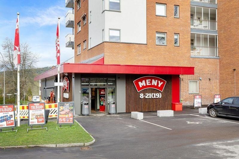 Meny, kun få hundre meter fra leiligheten Galleribilde