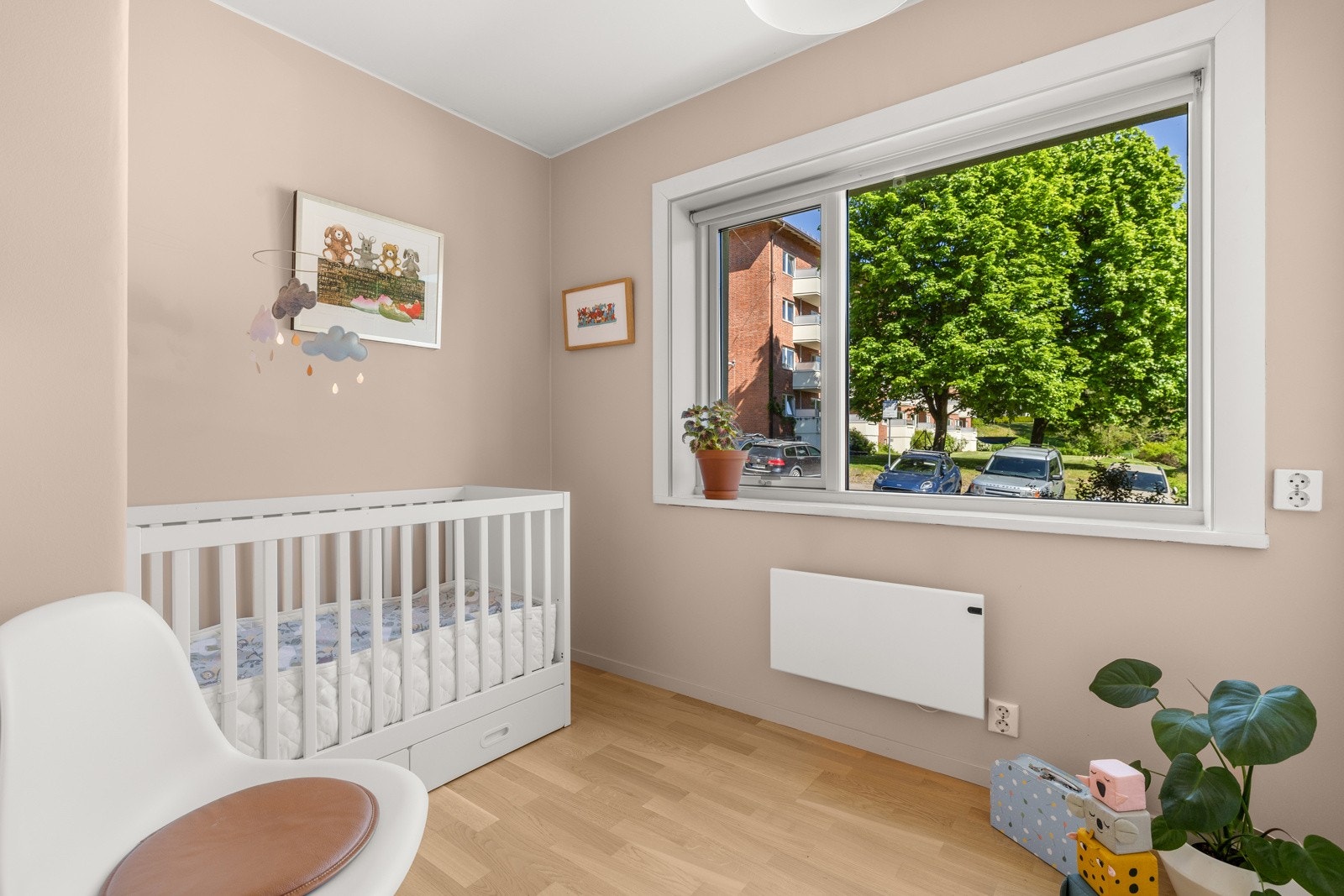 Soverom nr. 2 er i dag innredet som et barnerom. Galleribilde