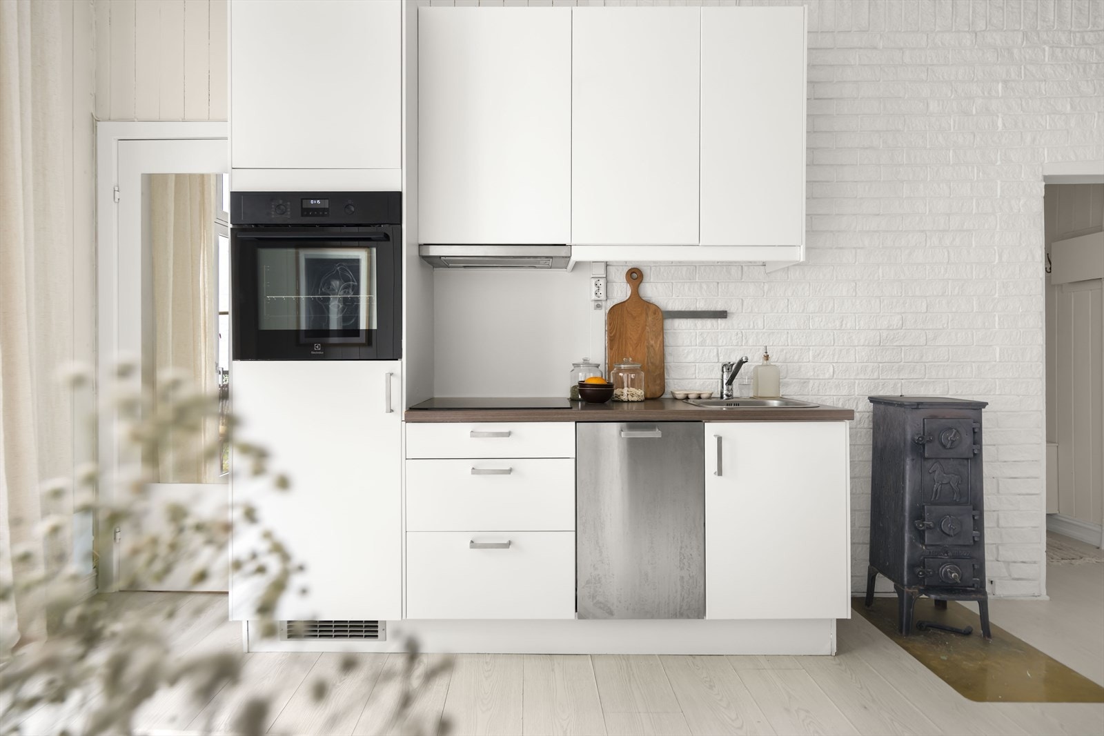 Ny induksjonstopp fra 2025 og selvrensende komfyr fra 2024 Galleribilde