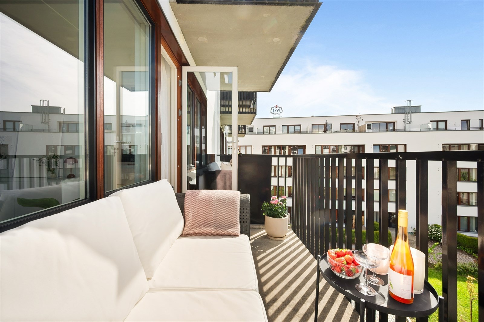 Her kan du fint nyte lange, late sommerdager. Galleribilde