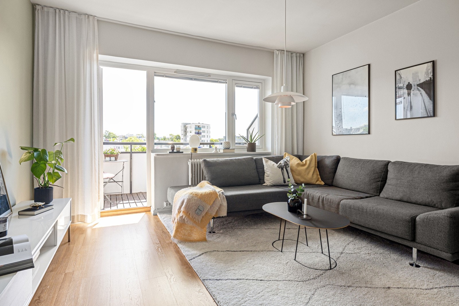 Takhøyden er målt til 2.60m i stuen. Galleribilde