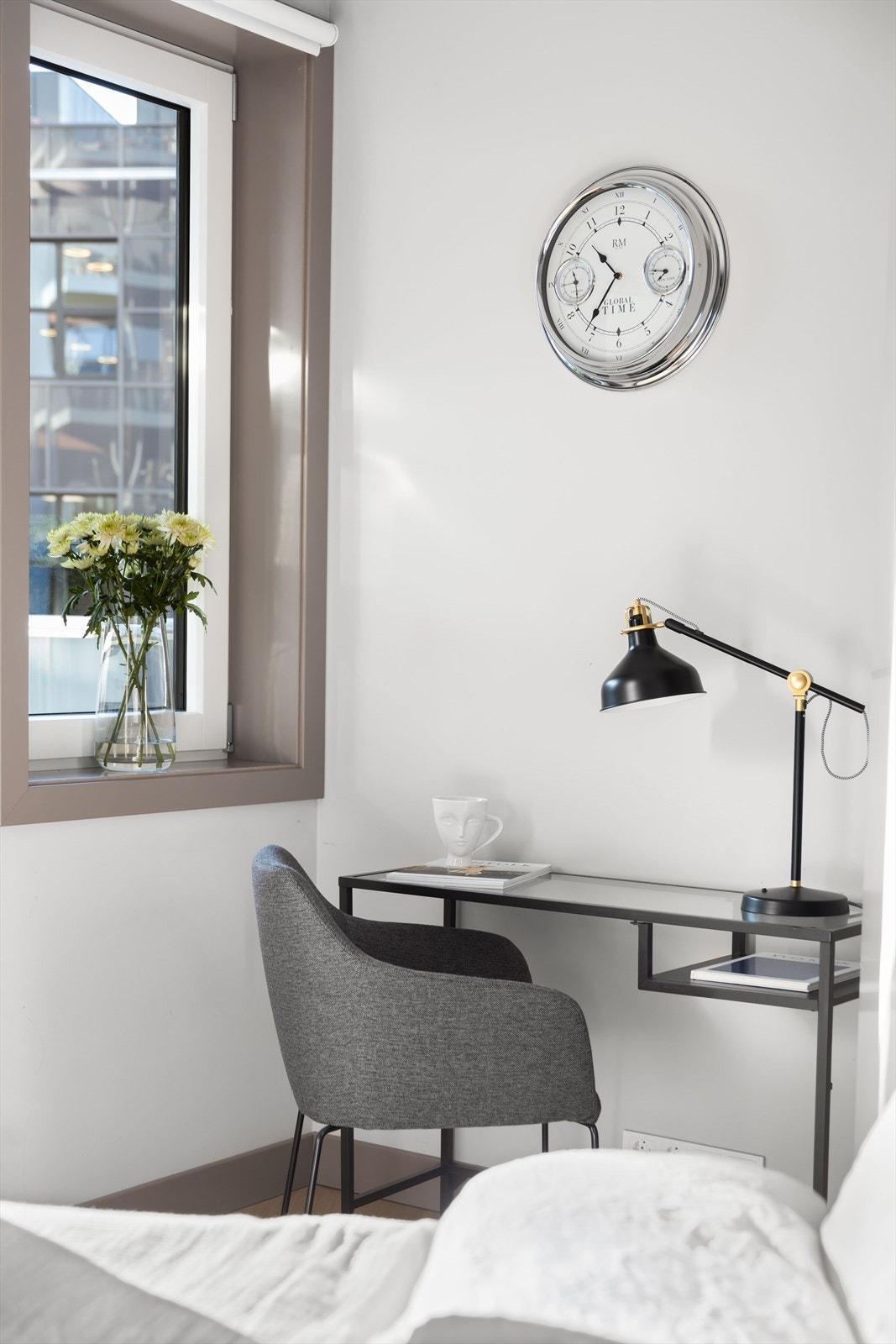 På soverommet er det også plass til kontorpult. Galleribilde