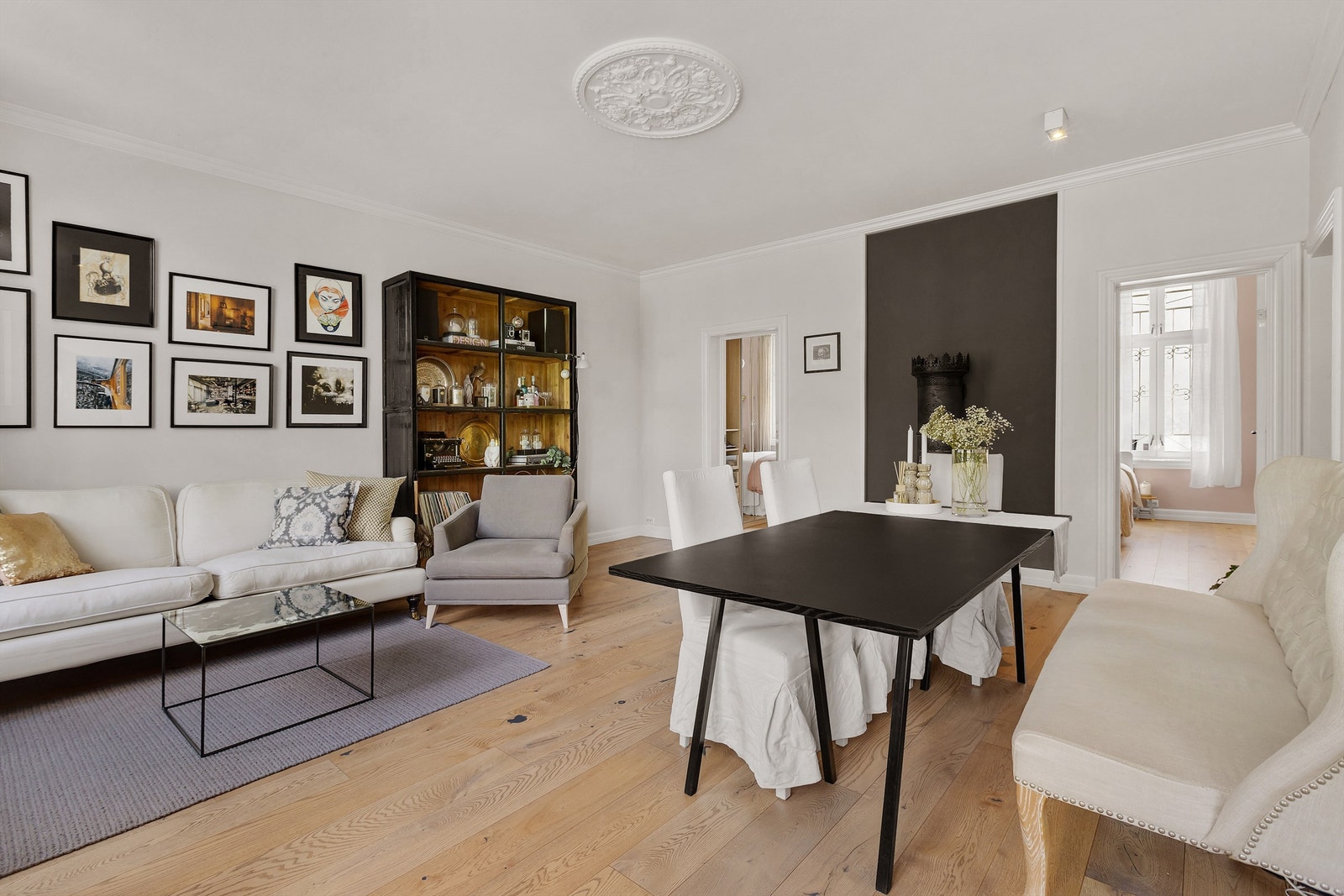 Peisovn i stuen for varme og hygge på kalde vinterkvelder! Galleribilde