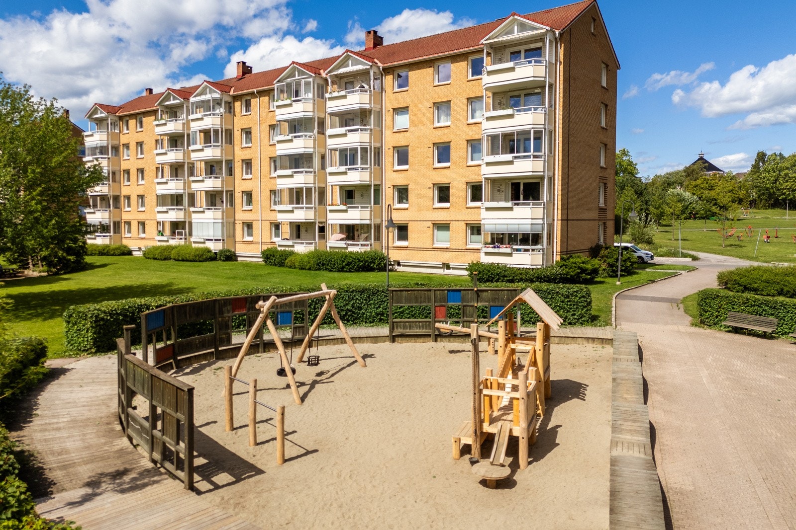 Øvre lekeplass med oppgradert 2024 Galleribilde