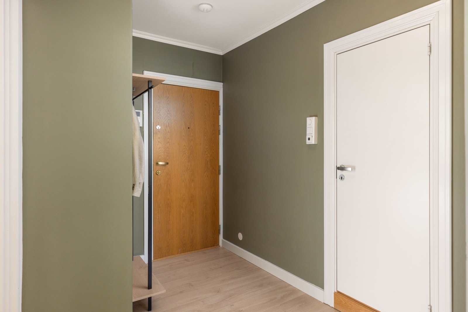 Fargerik og moderne entré Galleribilde