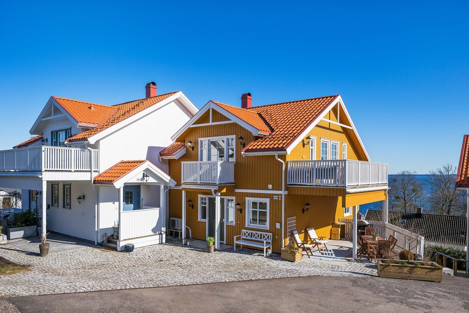 Fasade/nabolaget Galleribilde