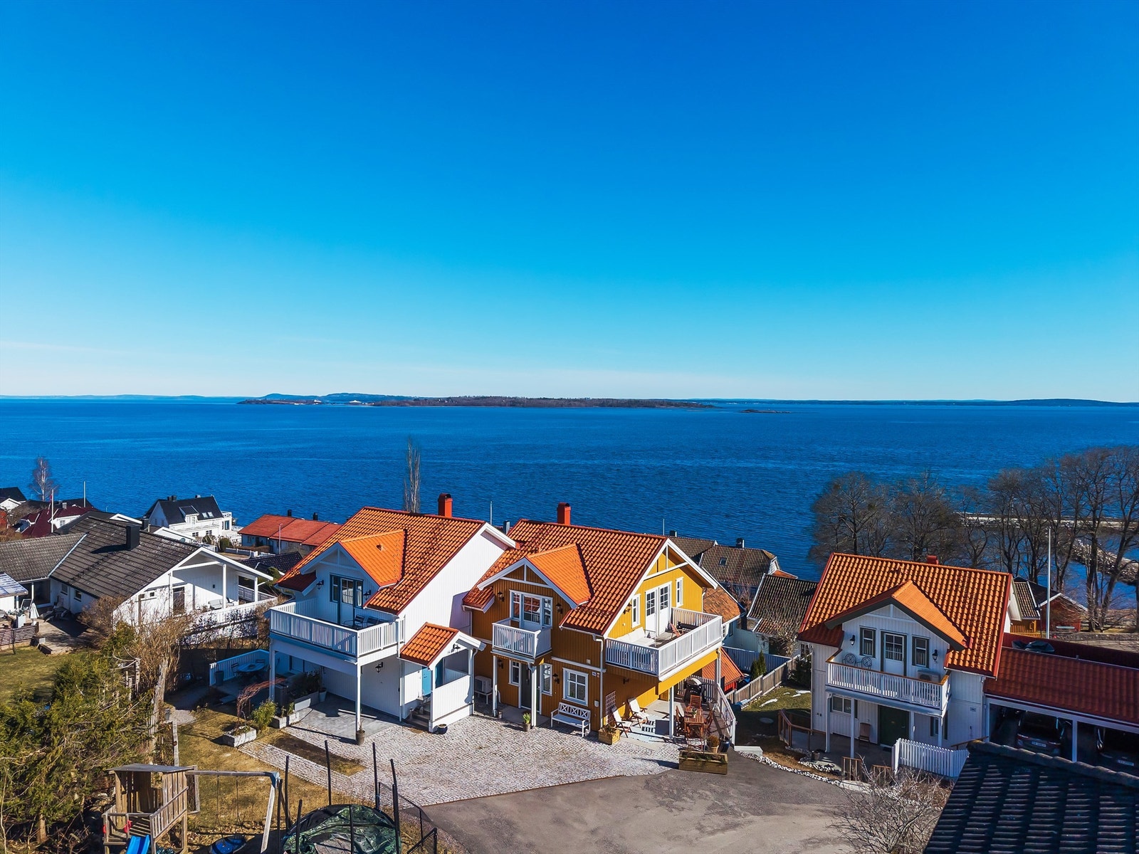 Fasade/nabolaget Galleribilde