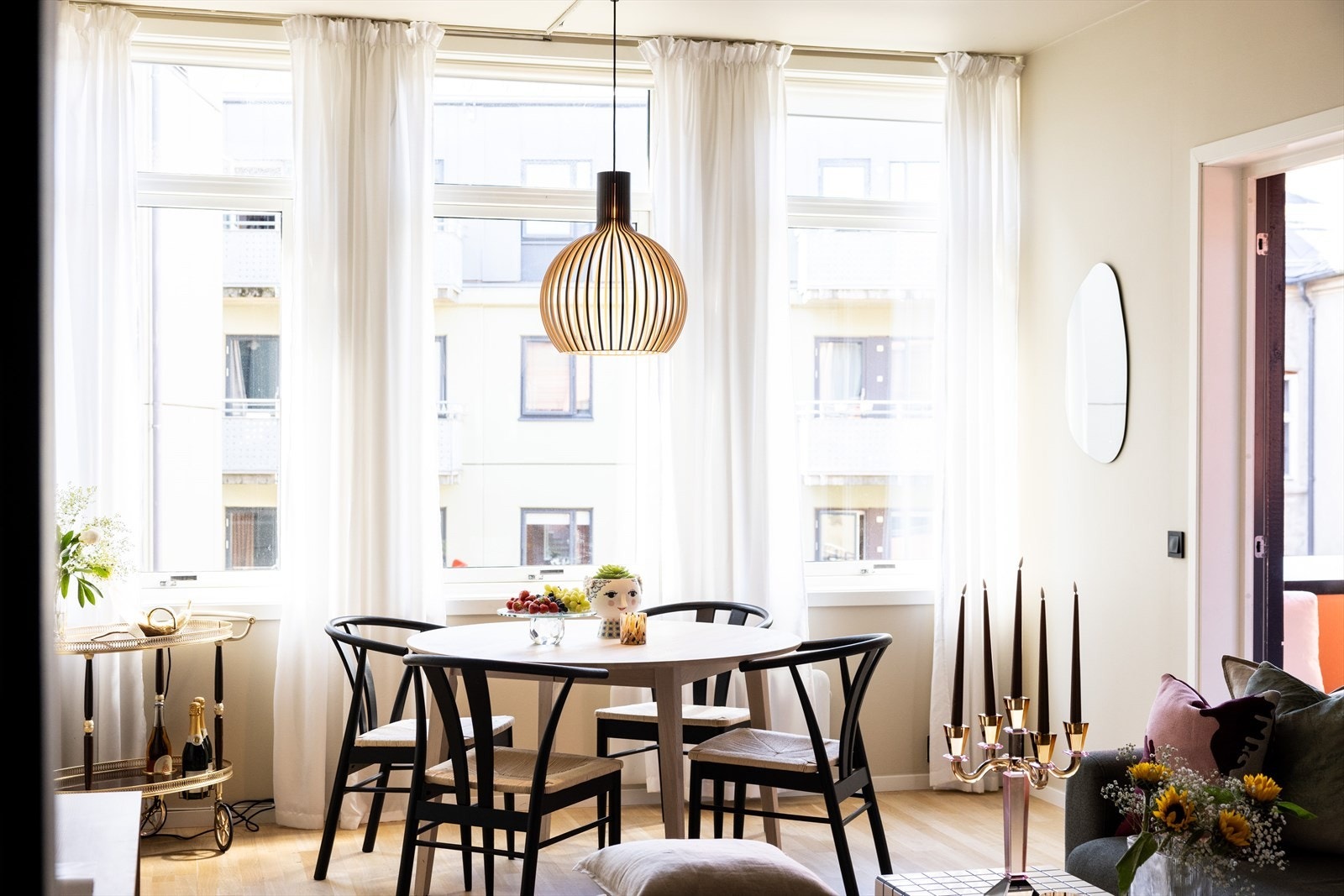 - Leiligheten ligger i et moderne bygg fra 2003 med god standard - Galleribilde