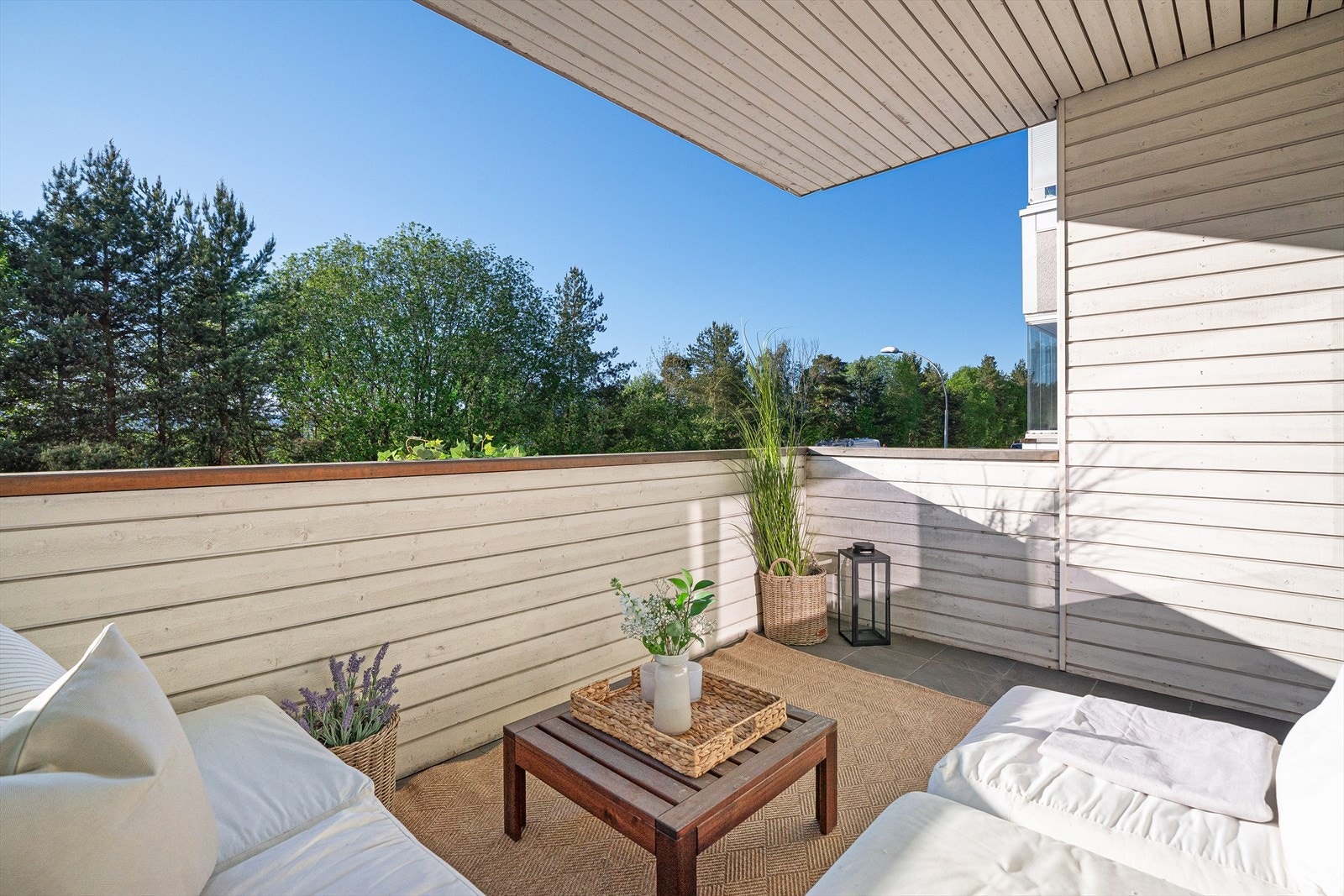 Malin Hveem v/ Nordvik Eiendomsmegling ønsker velkommen til Kristins vei 4! Galleribilde