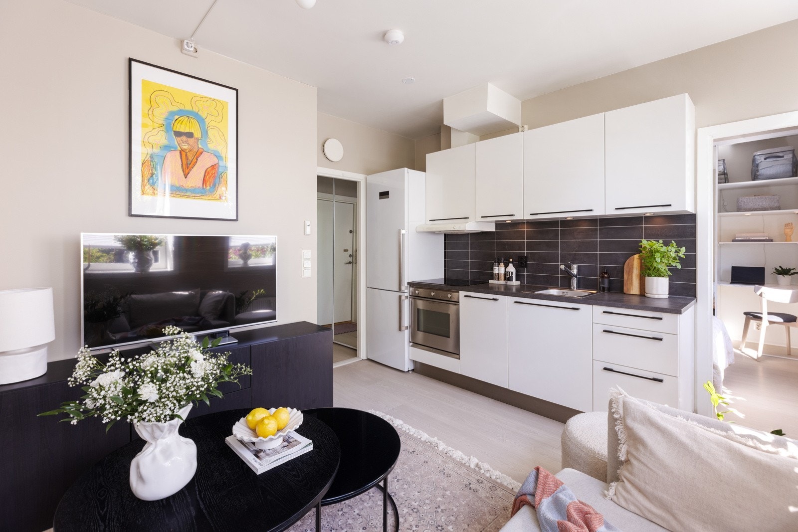 Åpen stue og kjøkkenløsning. Galleribilde