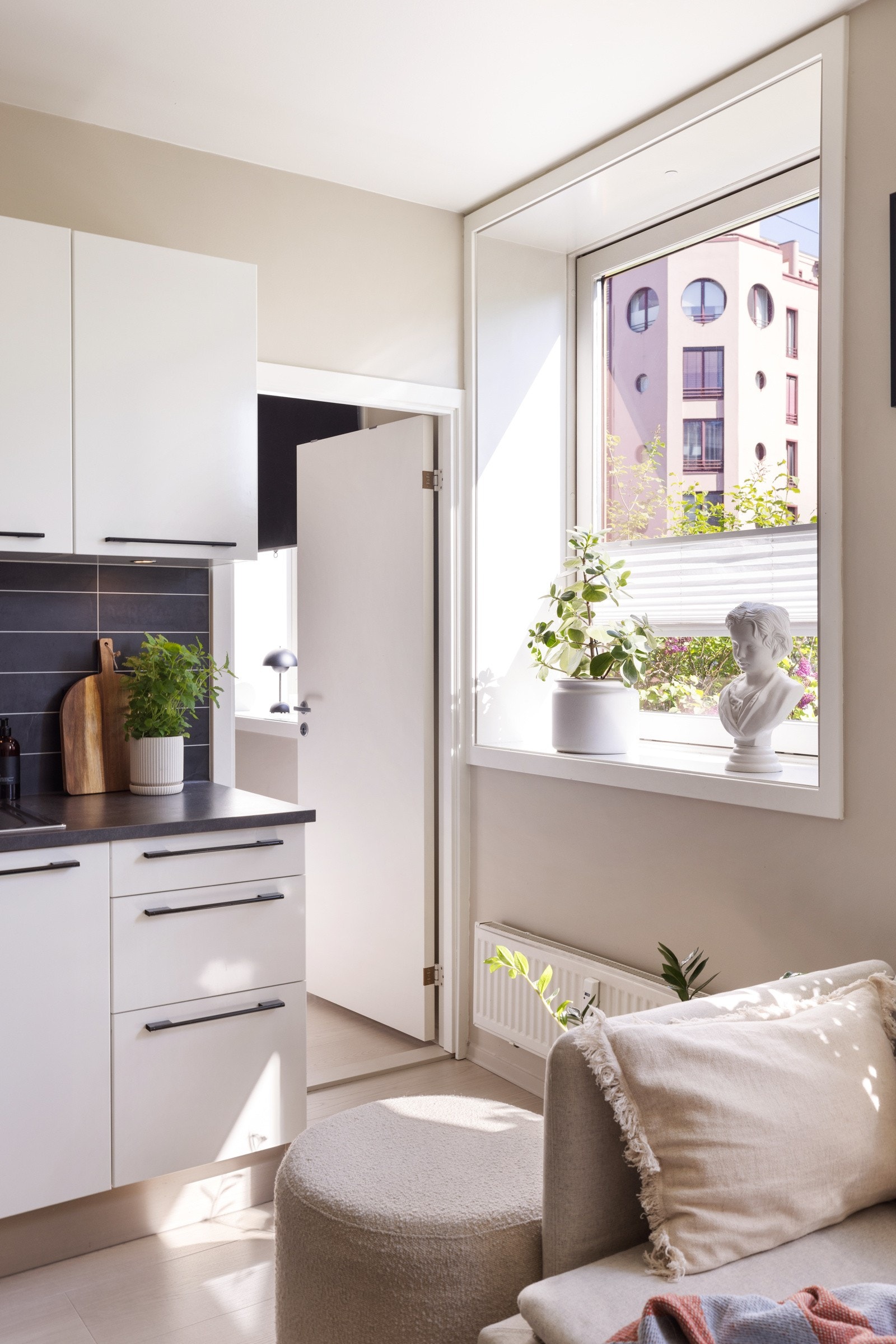 Fine lysforhold i boligen. Galleribilde