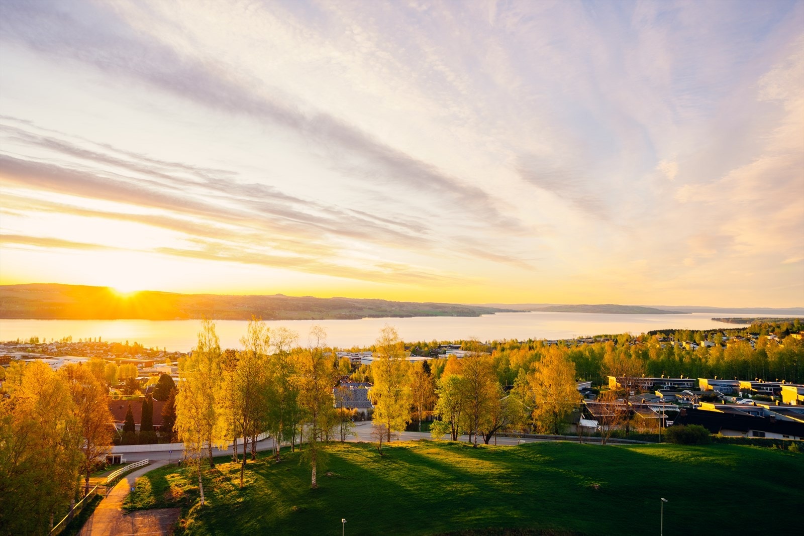 Denne utsikten kan nå bli din - Et nytt bilde utenfor vinduet hver dag! Galleribilde