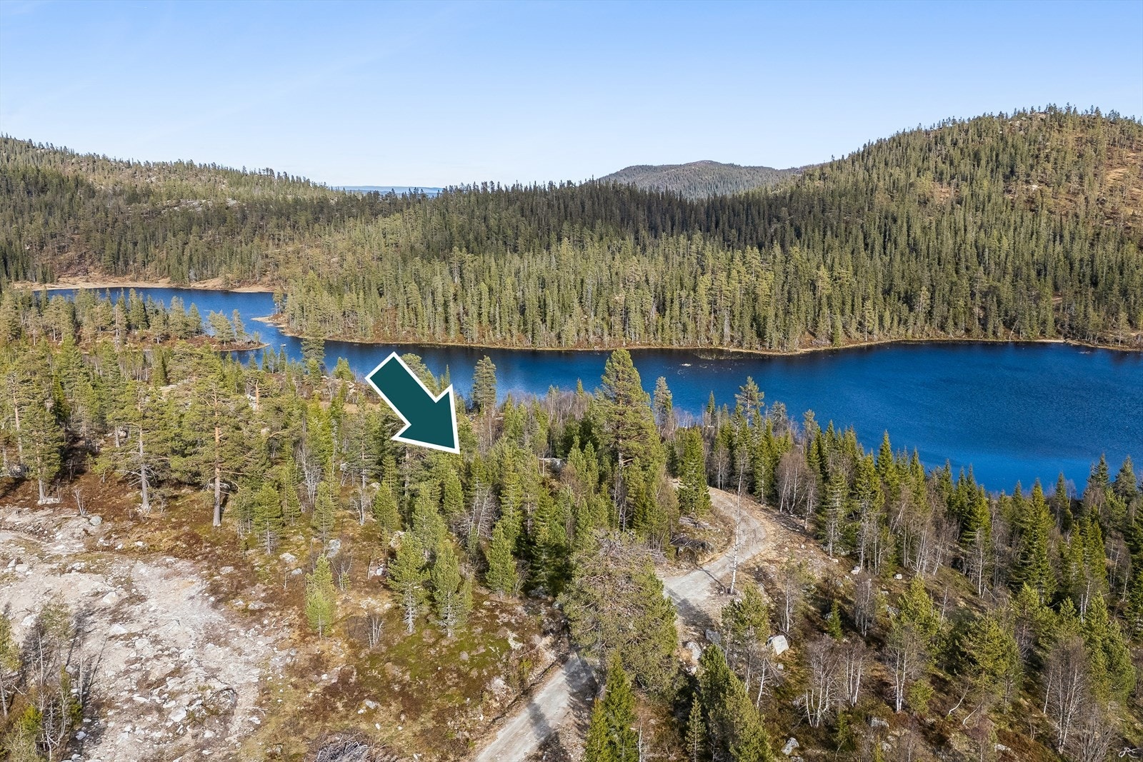 Naturskjønt og rolig - ca 2 timer utenfor Drammen / 2.20 utenfor Oslo. Galleribilde