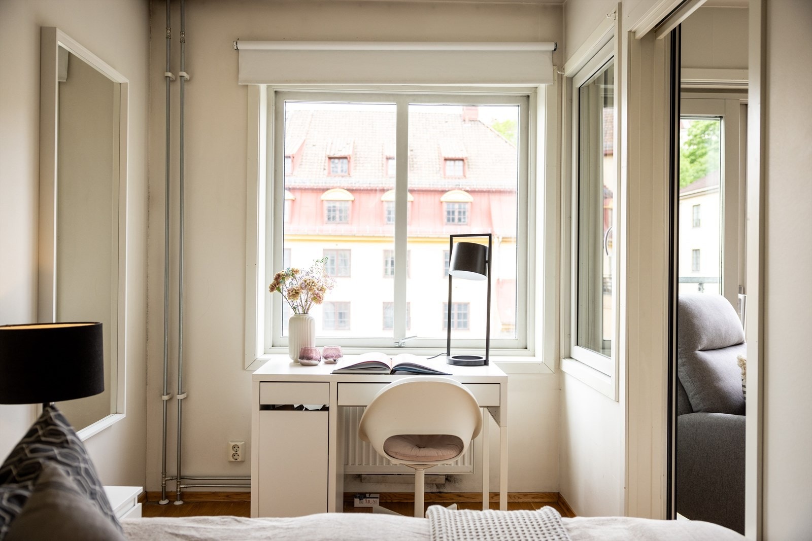 - Plass til skrivepult - Galleribilde