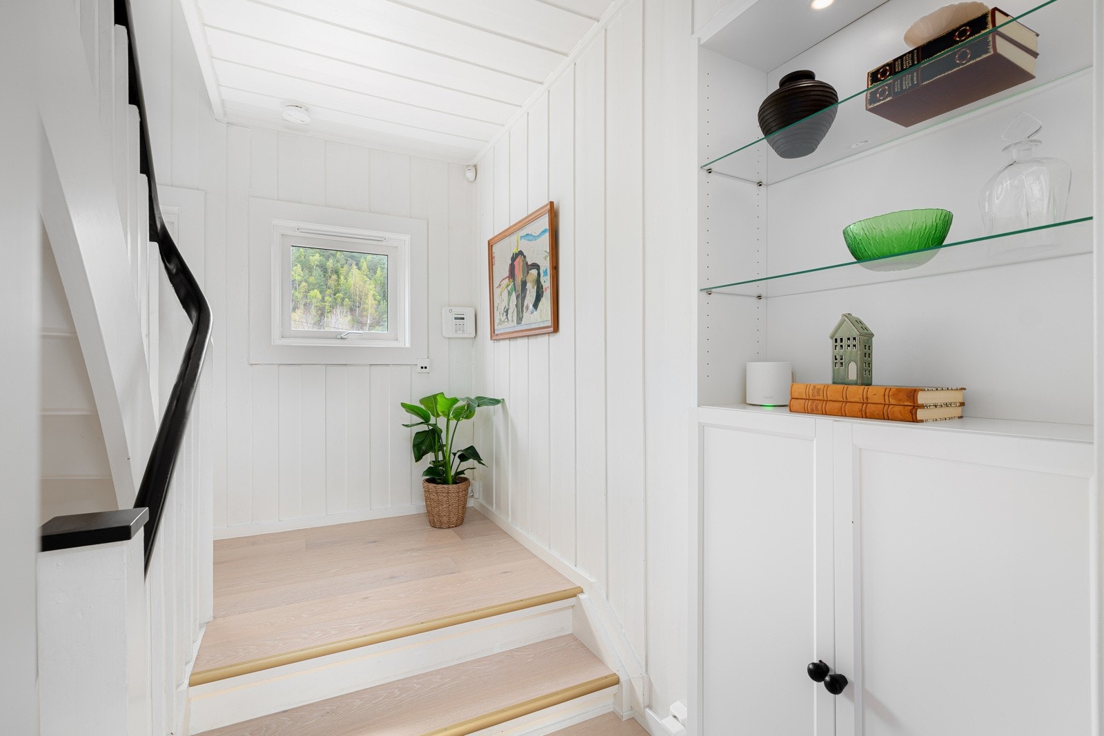 Trapp opp i boligens 2. etasje Galleribilde