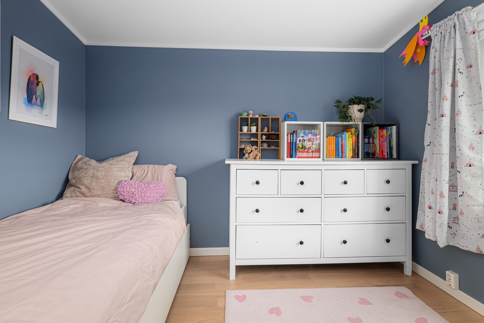 Rommene egner seg godt som barnerom, gjesterom eller kontor, alt etter behov og ønsker Galleribilde