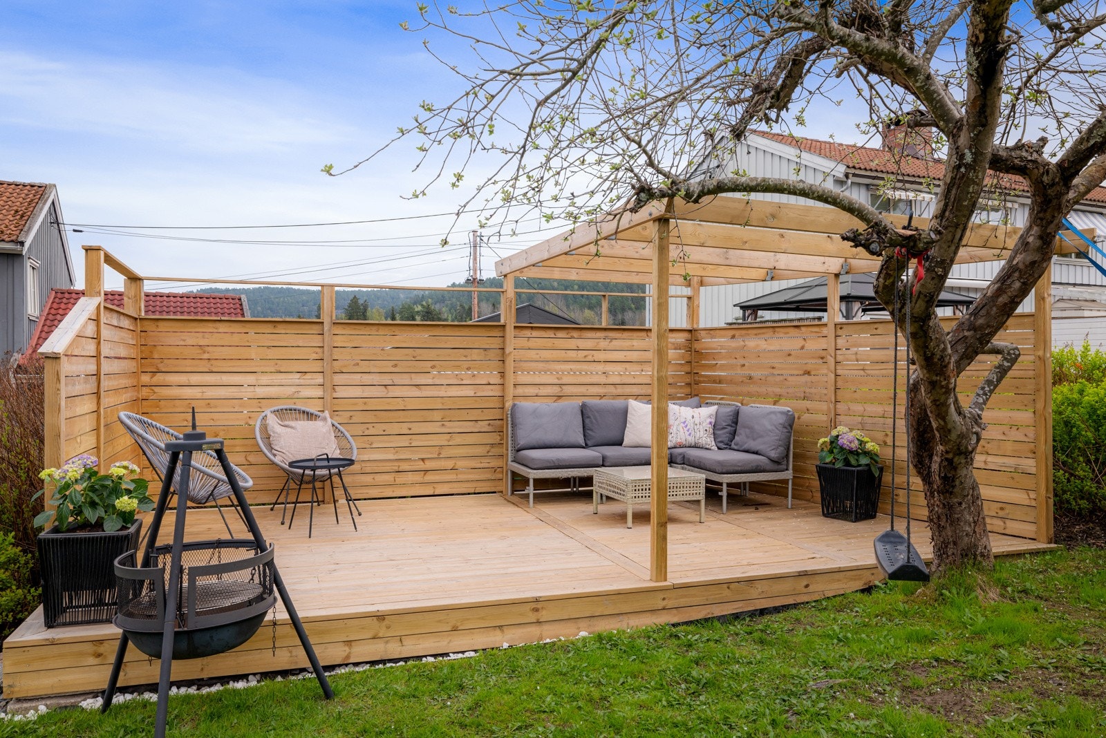 Terrasseplatting på 17m² fornyet i 2024 Galleribilde