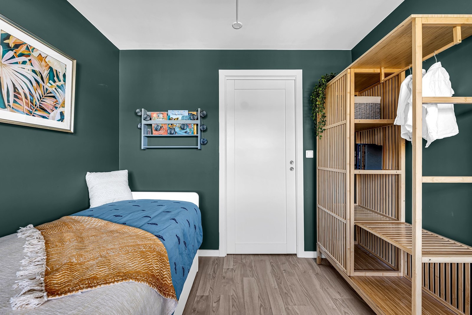 Se alternativ planløsning, hvor det er mulighet for å fjerne soverommet og skape en større stueløsning Galleribilde