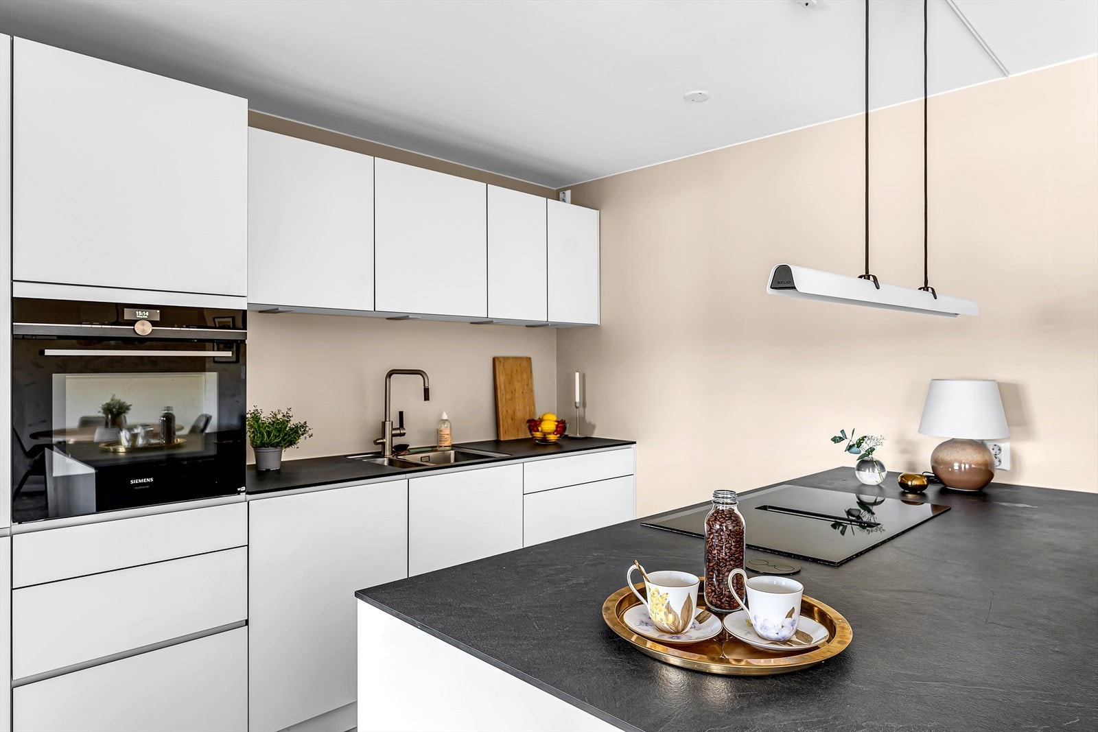 Boligen leveres med oppgraderte hvitevarer fra Siemens Galleribilde