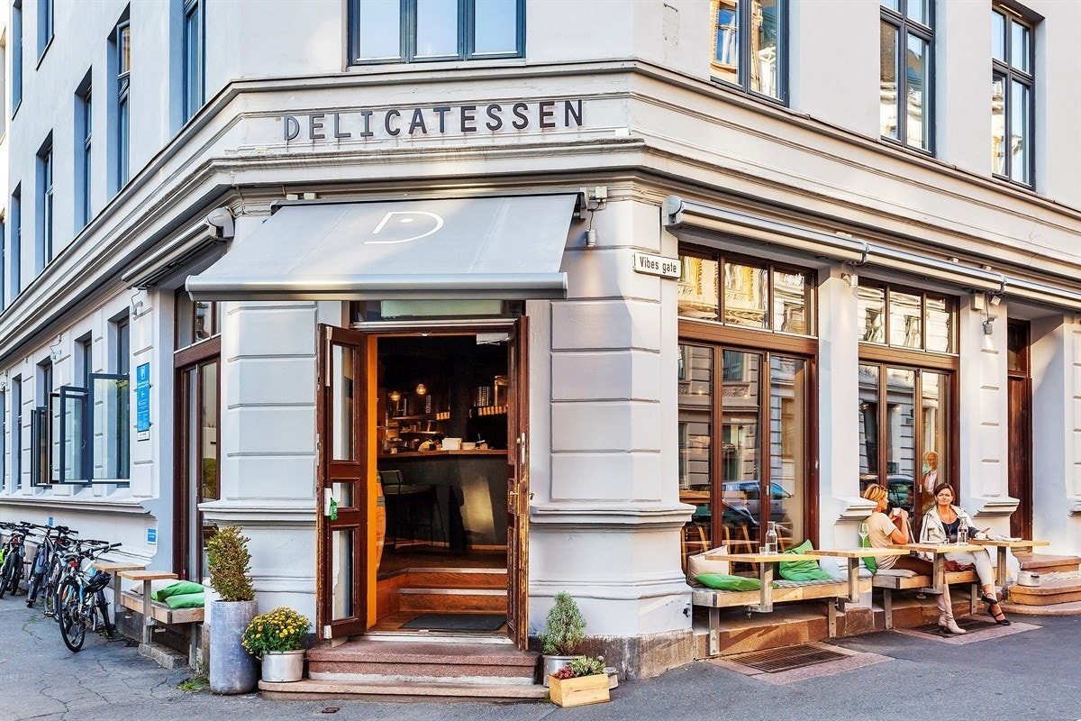 Nærområdet - Delicatessen i Vibes gate byr på nydelig tapas. Galleribilde