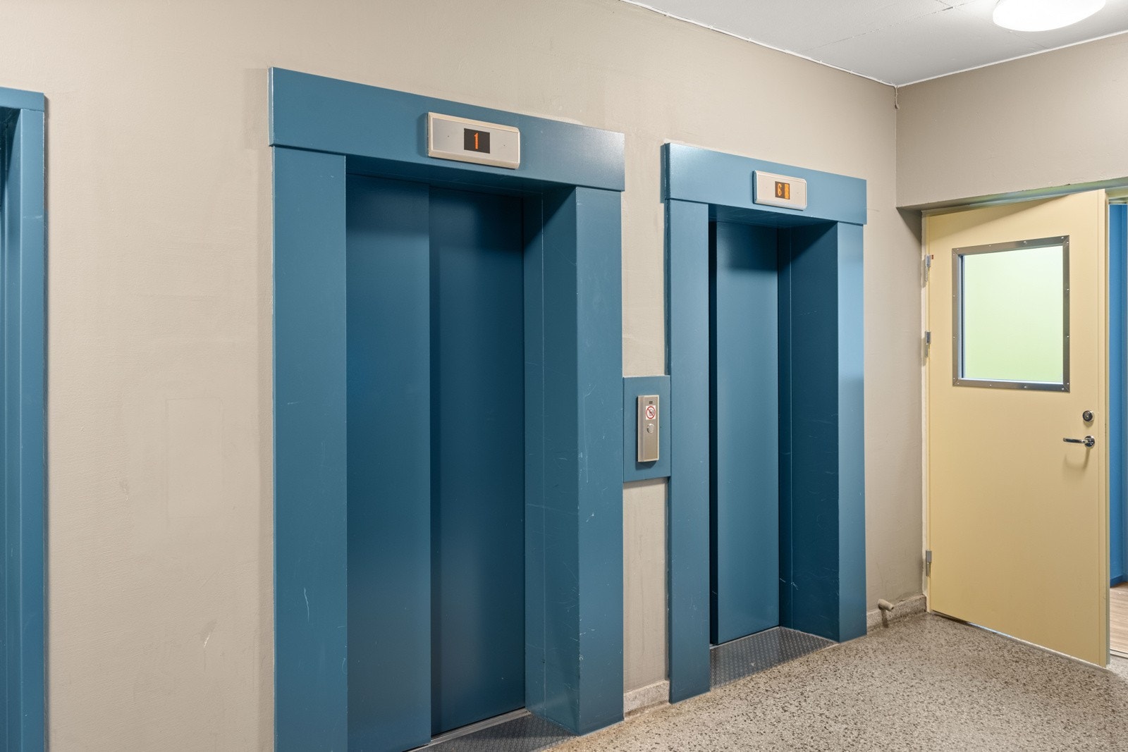 Heisadkomst til leilighetsplan. Galleribilde