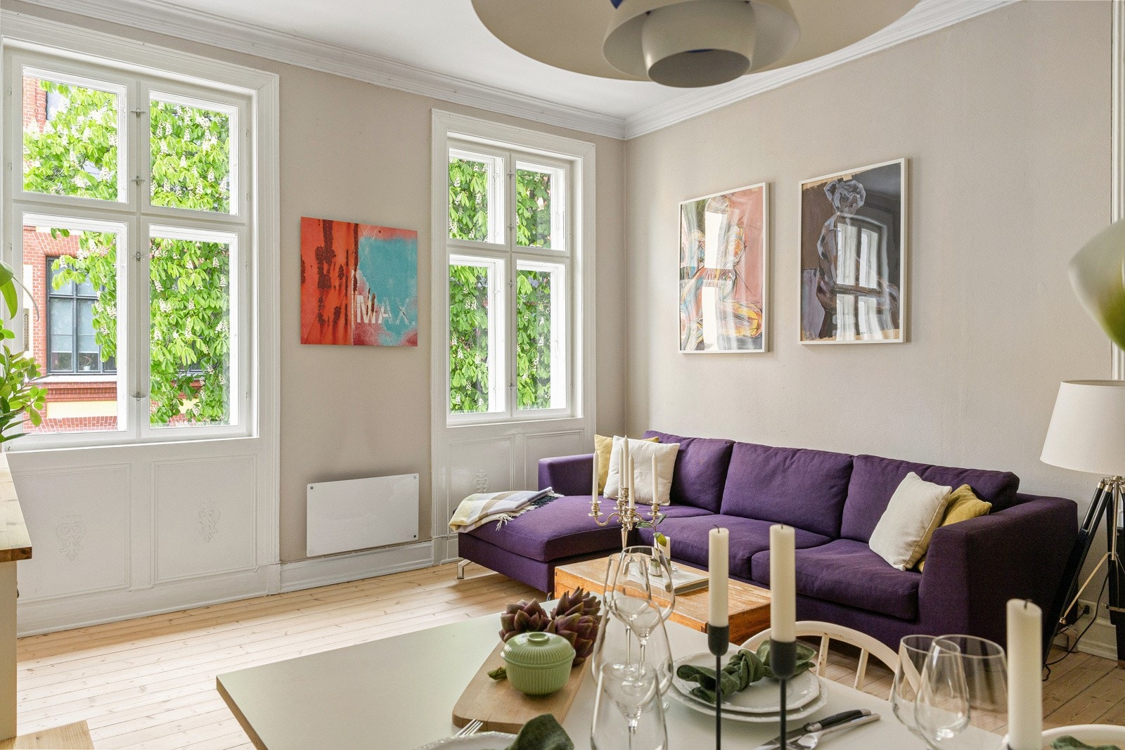 Dette er en klassisk og lekker 2-roms selveier med en meget attraktiv, men tilbaketrukket beliggenhet på St. Hanshaugen. Galleribilde