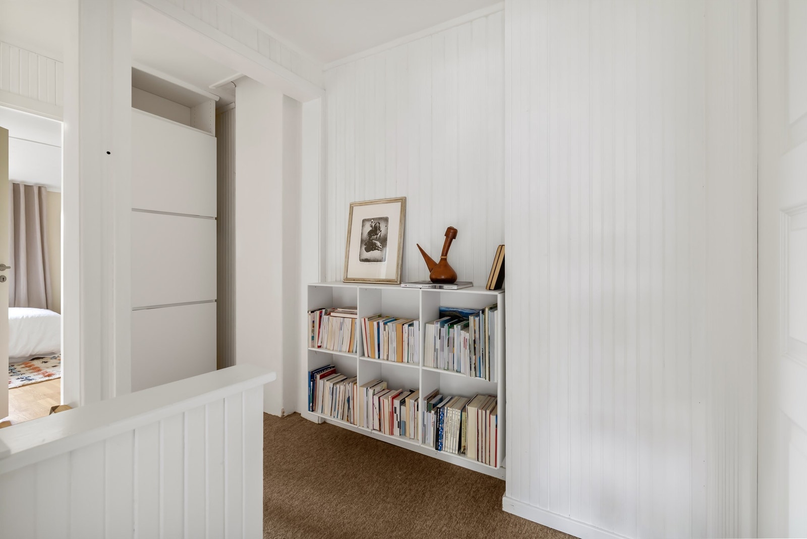 Fra trapperommet er det mulig å lage luke opp til råloft som kan brukes til lagring Galleribilde