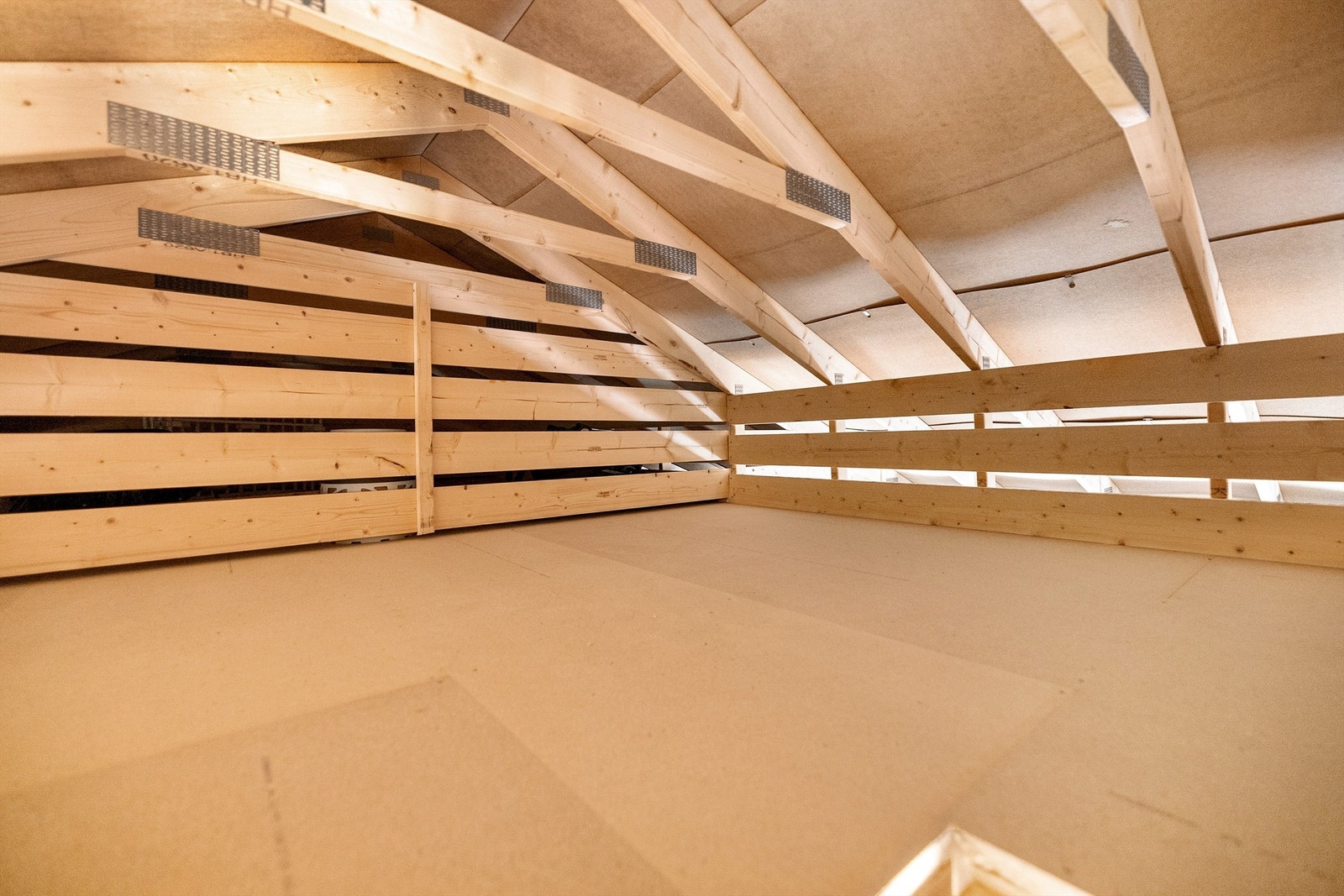 Hems over garasjeplassen (arkivbilde fra forrige salg) Galleribilde