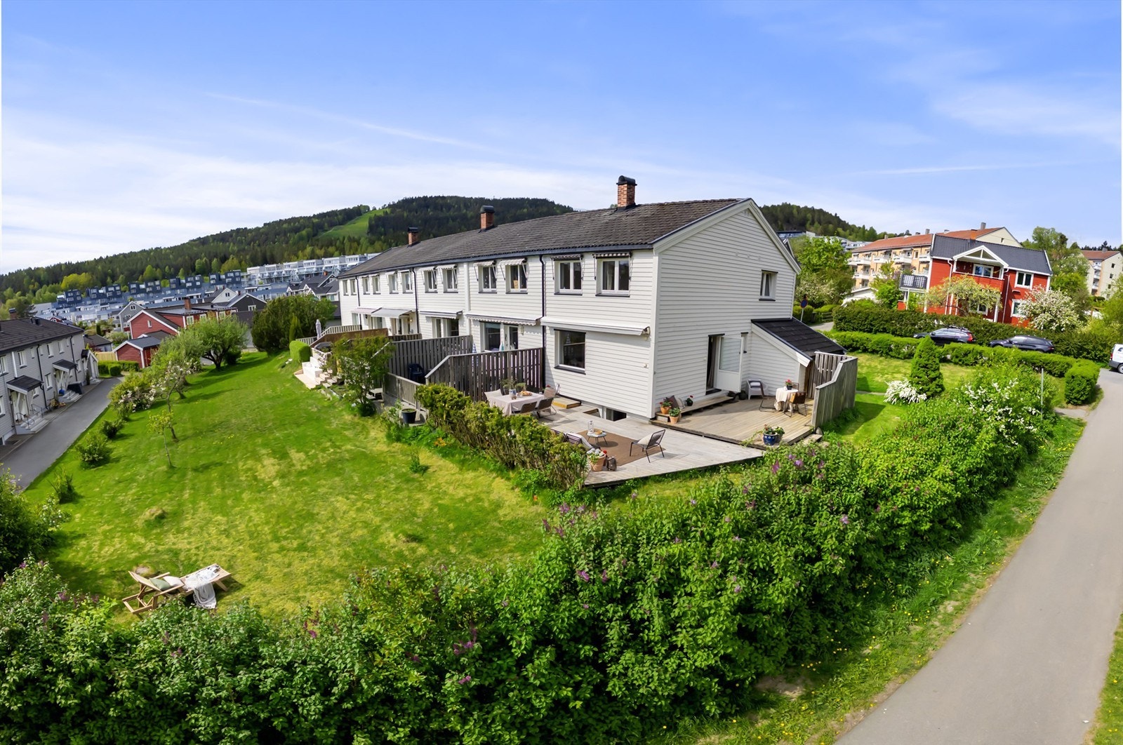 Velkommen til Selvbyggerveien 125 - presentert av Hanne Pettersen i Krogsveen Galleribilde