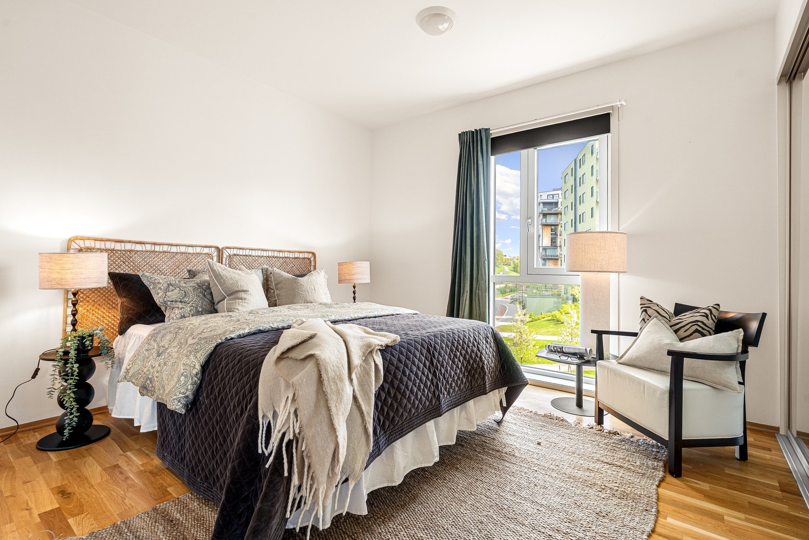 Hovedsoverommet er på hele 16,8 kvm og har rikelig med plass til dobbeltseng av god størrelse og annet etter ønske. Galleribilde