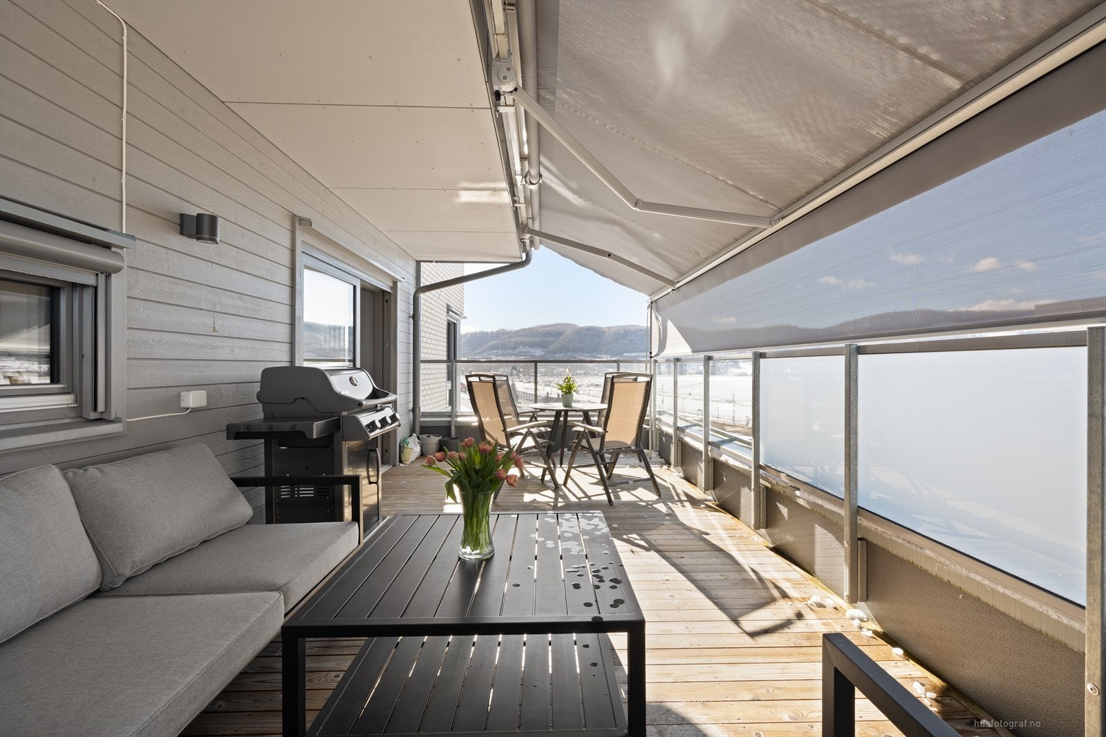 Balkongen måler hele 23 m². Galleribilde