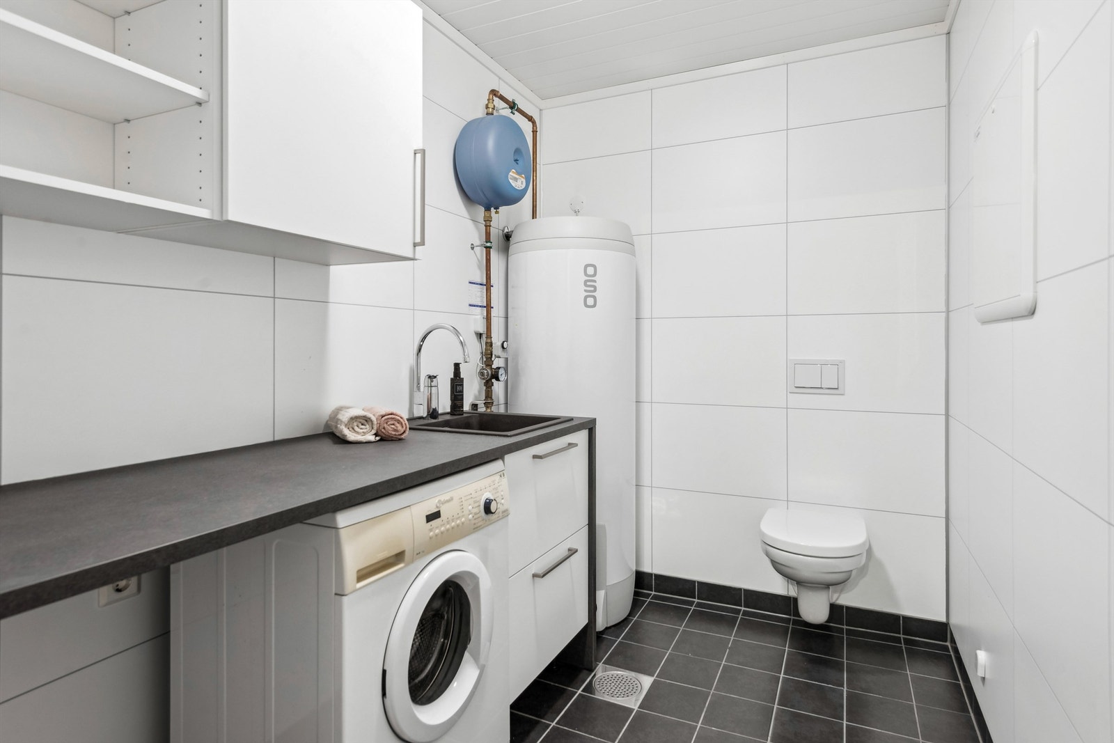 Vaskerommet er praktisk plassert i 1.etasje Galleribilde