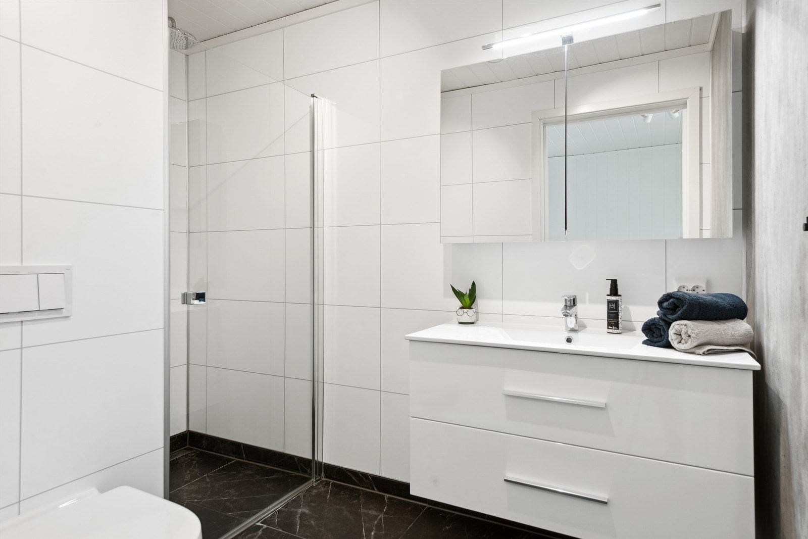 Badet er plassert i 3. etasje sammen med soverommene Galleribilde